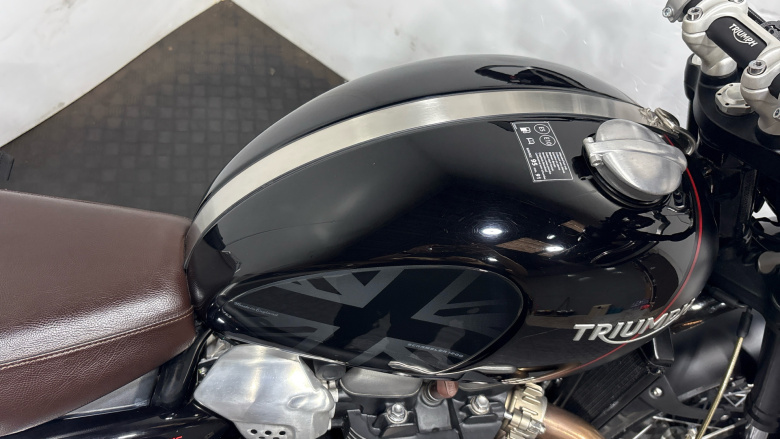 Triumph Scrambler 1200 XC (18MY)